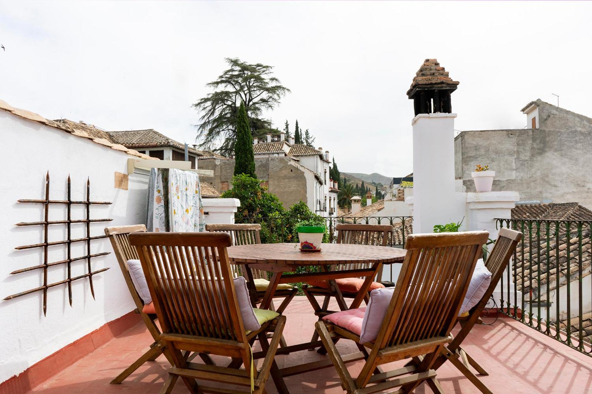 Oripando Private Rooms Granada Exterior photo